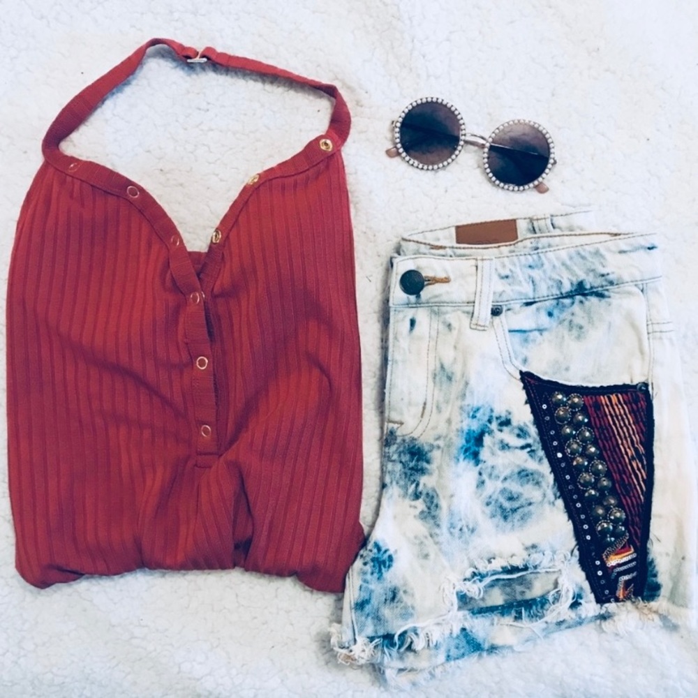 🔴4 for 25🔴 BDG Embroidered Studded Dyed Shorts